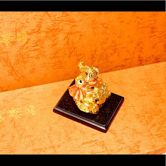 Feng Shui Golden Elephant For The Lunar New Year.  Luck, Protection, Wea… - Picture 8 of 16
